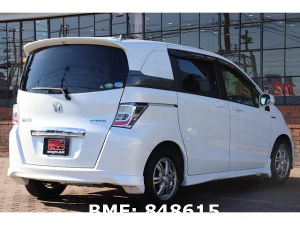 HONDA FREED SPIKE HYBRID