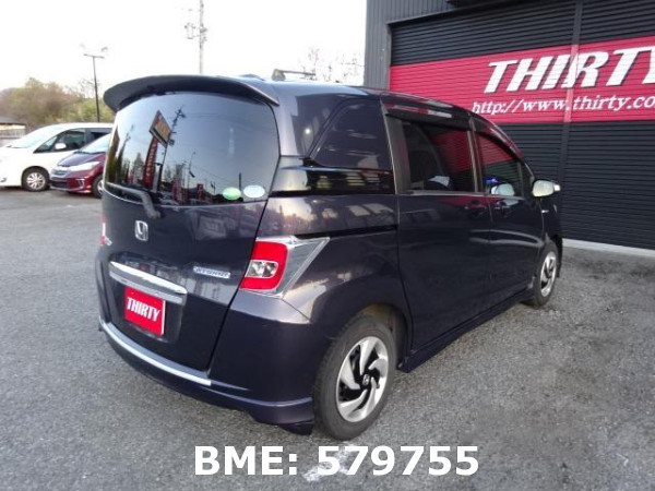 HONDA FREED SPIKE HYBRID