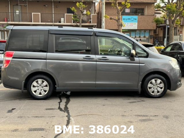 HONDA STEPWAGON G L PACKAGE