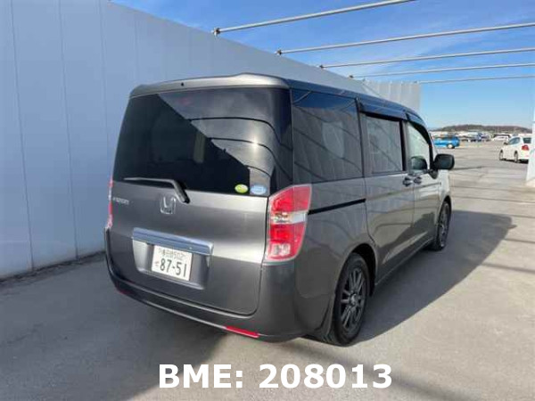 HONDA STEPWAGON HDD NAVI SMART STYLE EDITION