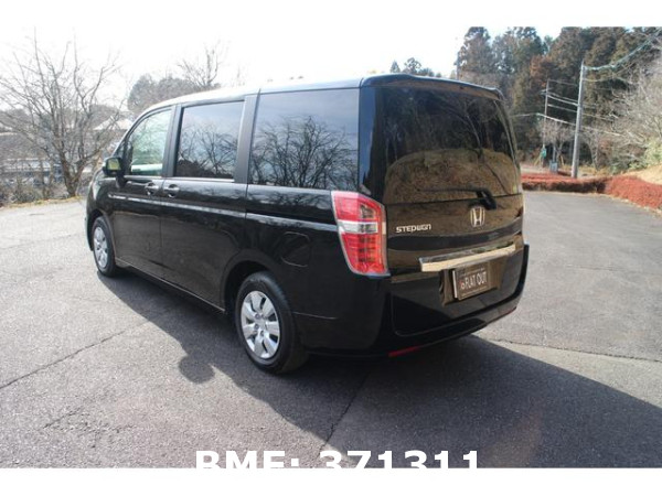 HONDA STEPWAGON G E SELECTION