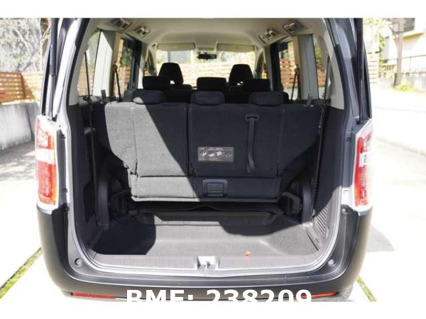 HONDA STEPWAGON G E SELECTION