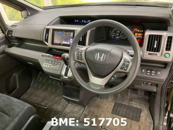 HONDA STEPWAGON G COMFORT SELECTION