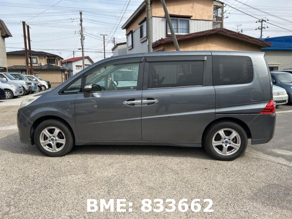 HONDA STEPWAGON G L HDD NAVI PACKAGE