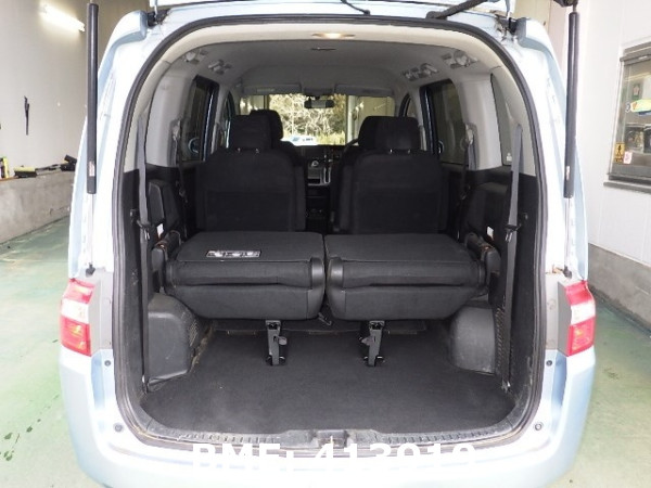 HONDA STEPWAGON G L HDD NAVI PACKAGE