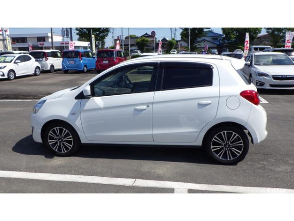 MITSUBISHI MIRAGE