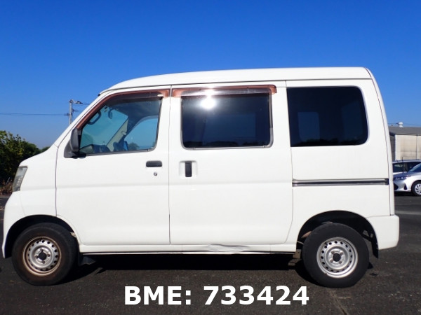 DAIHATSU HIJET VAN