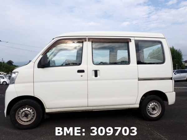 DAIHATSU HIJET VAN