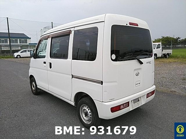 DAIHATSU HIJET VAN