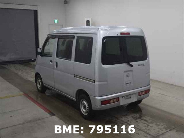 DAIHATSU HIJET VAN 4WD