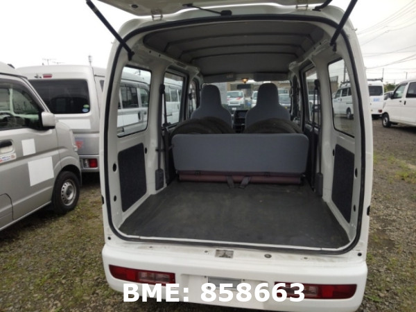 DAIHATSU HIJET VAN 4WD