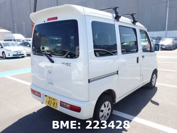 DAIHATSU HIJET VAN 4WD