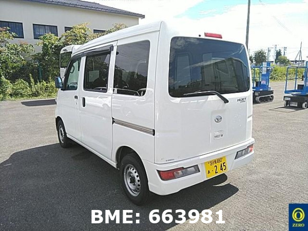 DAIHATSU HIJET VAN 4WD